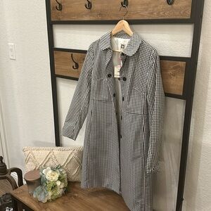 NWT - Anne Klein Black and White trench coat - size 6